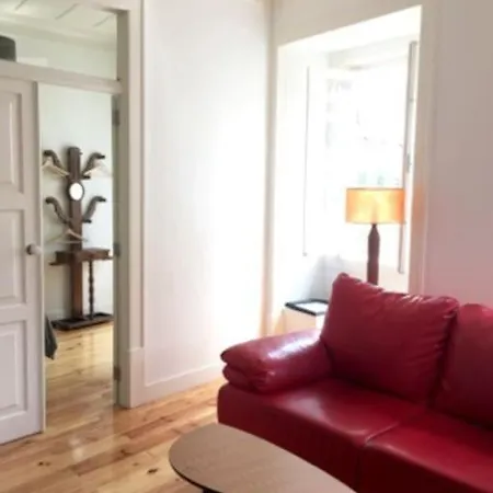 Two Bedroom's Flat Sao Cristovao Лиссабон